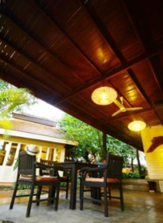 Smile House Guesthouse Chiang Mai Bagian luar foto