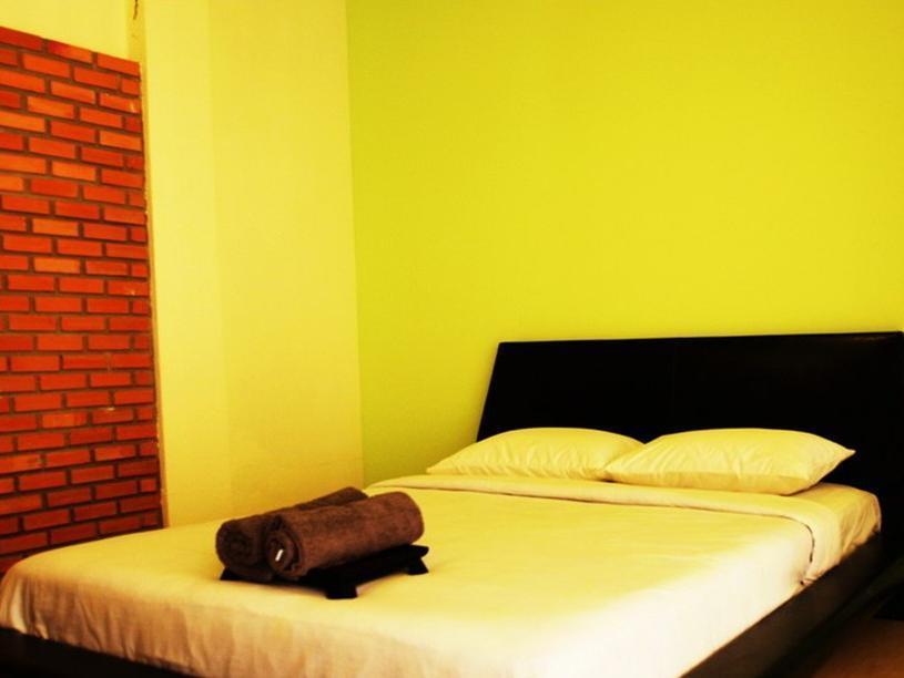 Smile House Guesthouse Chiang Mai Bagian luar foto